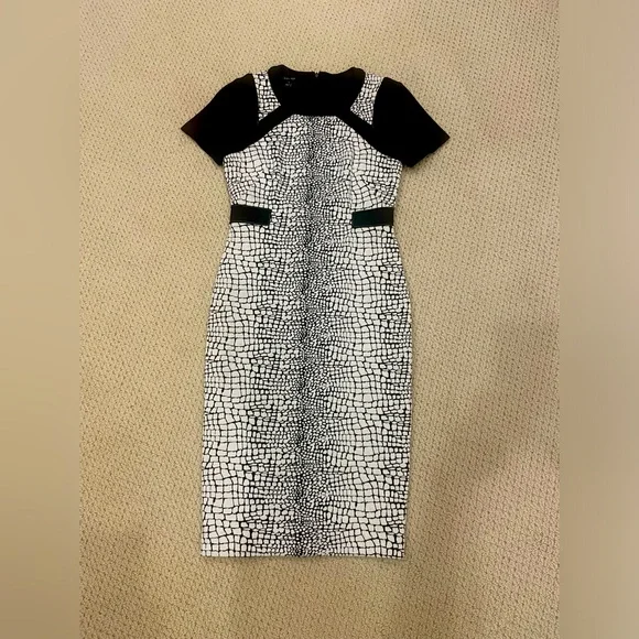 Ivy + Blu Dresses | Ivy + Blu Black And Off-White Dress | Color: Black | Size: 2 | 3303angie's Closet